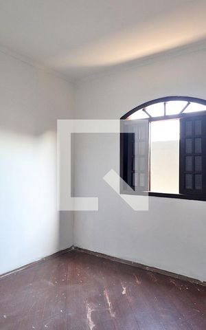 Casa à venda com 100m², 3 quartos e 2 vagasQuarto 2