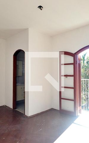 Casa à venda com 100m², 3 quartos e 2 vagasQuarto 1 - Suíte