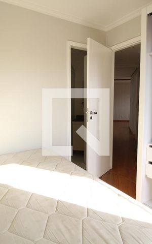 Apartamento para alugar com 80m², 3 quartos e 1 vagaSuite