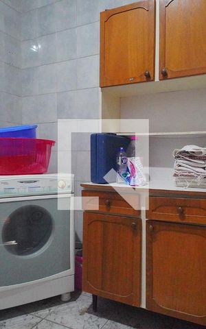 Casa à venda com 420m², 4 quartos e 3 vagasÁrea de Serviço
