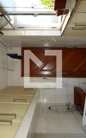 Apartamento à venda com 74m², 3 quartos e 1 vagaÁrea de serviço