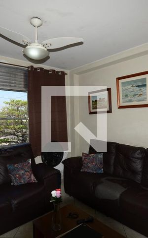 Apartamento à venda com 74m², 3 quartos e 1 vagaSala