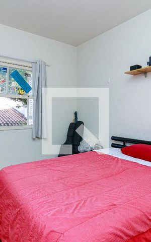 Casa à venda com 147m², 4 quartos e 4 vagas Casa à venda com 147m², 4 quartos e 4 vagasQuarto 1