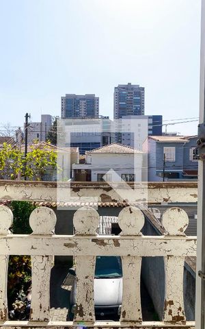 Casa à venda com 147m², 4 quartos e 4 vagas Casa à venda com 147m², 4 quartos e 4 vagasSuíte