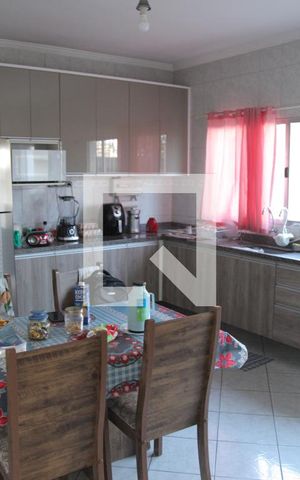 Casa à venda com 220m², 3 quartos e 6 vagasCozinha