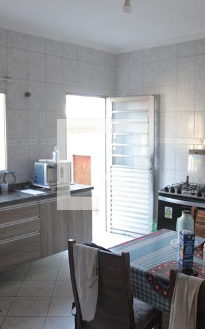 Casa à venda com 220m², 3 quartos e 6 vagasCozinha