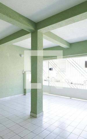 Casa à venda com 250m², 2 quartos e 2 vagasGaragem