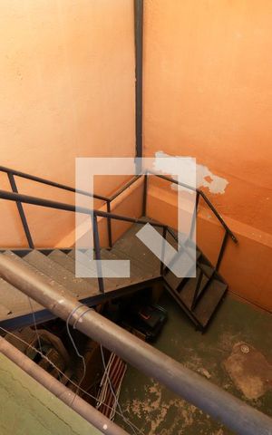 Casa à venda com 250m², 2 quartos e 2 vagasFundo e Terraço da Edícula
