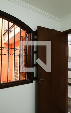 Casa à venda com 250m², 2 quartos e 2 vagasQuarto da Edícula
