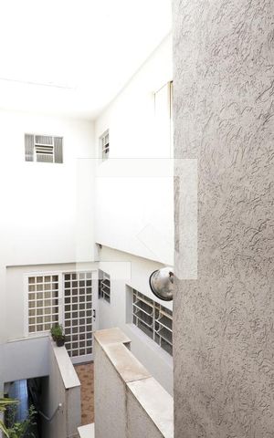 Casa à venda com 250m², 2 quartos e 2 vagasÁrea Externa
