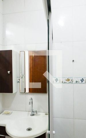 Casa à venda com 250m², 2 quartos e 2 vagasBanheiro da Edícula