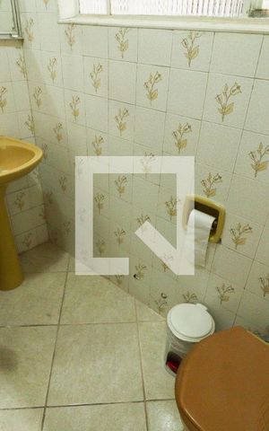 Casa à venda com 250m², 2 quartos e 2 vagasBanheiro 2