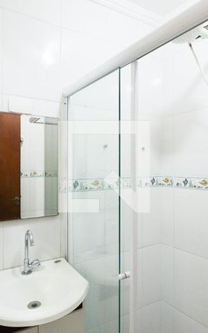 Casa à venda com 250m², 2 quartos e 2 vagasBanheiro da Edícula