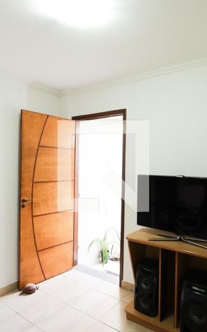 Casa à venda com 250m², 2 quartos e 2 vagasSala da Edícula