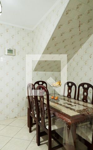Casa à venda com 250m², 2 quartos e 2 vagasCozinha e Sala de Jantar