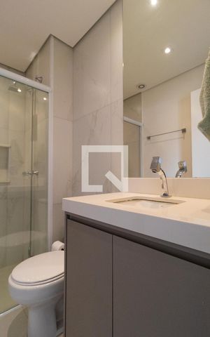Apartamento à venda com 72m², 3 quartos e 2 vagas Apartamento à venda com 72m², 3 quartos e 2 vagasBanheiro