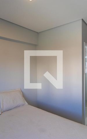 Apartamento à venda com 72m², 3 quartos e 2 vagas Apartamento à venda com 72m², 3 quartos e 2 vagasSuíte
