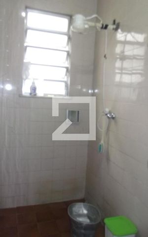 Casa à venda com 270m², 4 quartos e 1 vagaBanheiro
