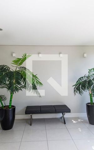 Apartamento à venda com 92m², 2 quartos e 2 vagasHall social