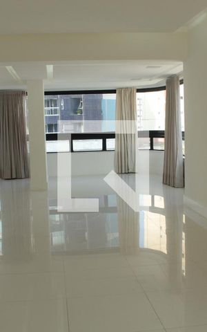 Apartamento para alugar com 142m², 4 quartos e 2 vagasSala