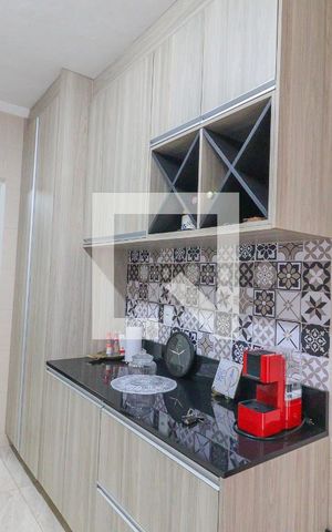 Casa à venda com 260m², 4 quartos e 3 vagas Casa à venda com 260m², 4 quartos e 3 vagasCozinha