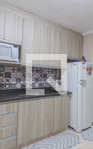 Casa à venda com 260m², 4 quartos e 3 vagas Casa à venda com 260m², 4 quartos e 3 vagasCozinha