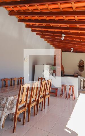 Casa à venda com 260m², 4 quartos e 3 vagas Casa à venda com 260m², 4 quartos e 3 vagasÁrea gourmet