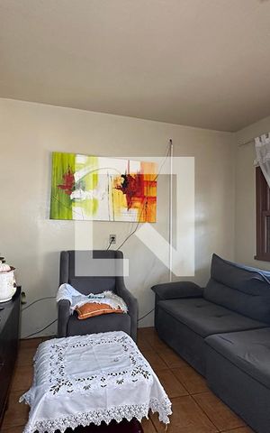 Casa à venda com 140m², 3 quartos e 2 vagasSala