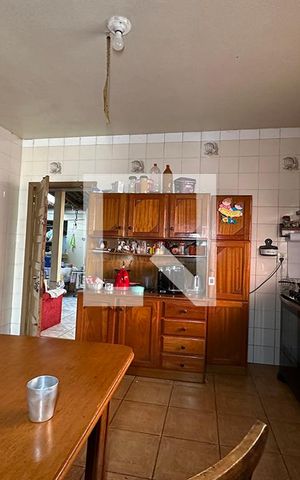 Casa à venda com 140m², 3 quartos e 2 vagasCozinha