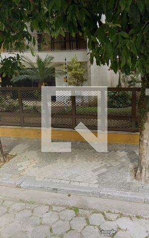 Apartamento para alugar com 126m², 3 quartos e sem vaga Apartamento para alugar com 126m², 3 quartos e sem vagaFachada