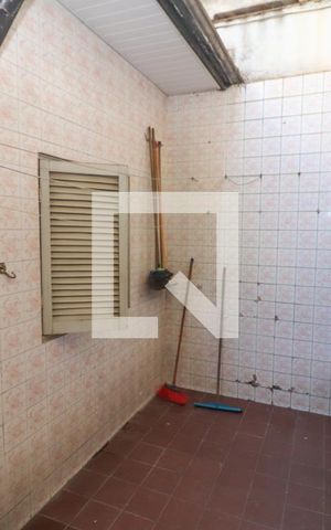 Casa à venda com 115m², 2 quartos e 1 vaga Casa à venda com 115m², 2 quartos e 1 vagaÁrea de Serviço