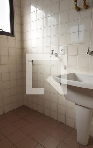 Apartamento à venda com 68m², 2 quartos e 1 vagaÁrea de Serviço