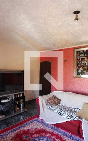 Casa à venda com 250m², 4 quartos e 2 vagasSala 