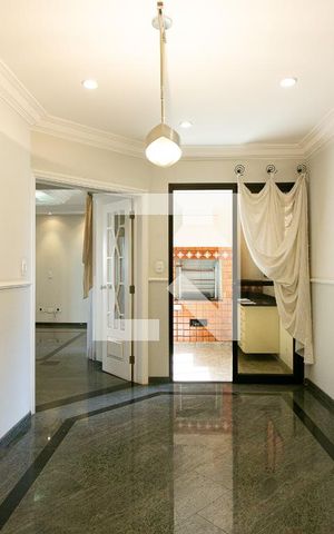 Apartamento à venda com 277m², 4 quartos e 4 vagasSalão