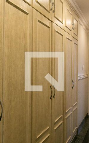 Apartamento à venda com 277m², 4 quartos e 4 vagasCorredor