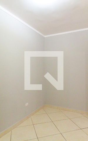 Casa para alugar com 55m², 2 quartos e sem vaga Casa para alugar com 55m², 2 quartos e sem vagaQuarto