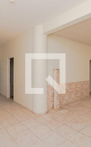 Casa à venda com 250m², 4 quartos e 1 vaga Casa à venda com 250m², 4 quartos e 1 vagaSala