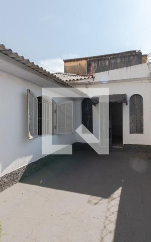 Casa à venda com 250m², 4 quartos e 1 vaga Casa à venda com 250m², 4 quartos e 1 vagaÁrea Externa