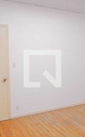 Casa à venda com 120m², 2 quartos e sem vaga Casa à venda com 120m², 2 quartos e sem vagaQuarto 1