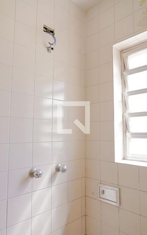 Casa à venda com 120m², 2 quartos e sem vaga Casa à venda com 120m², 2 quartos e sem vagaBanheiro 1