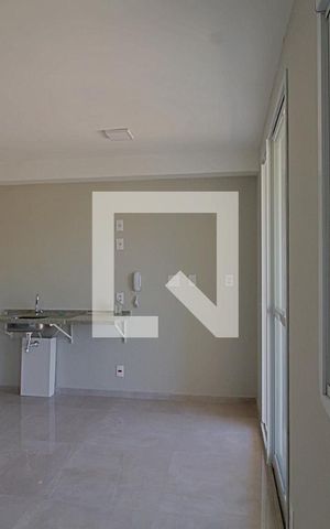 Studio para alugar com 24m², 1 quarto e sem vaga Studio para alugar com 24m², 1 quarto e sem vagaQuarto e cozinha