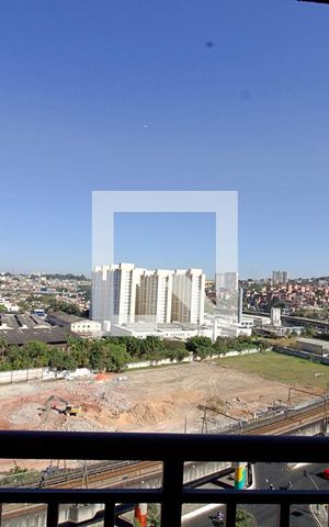 Studio para alugar com 24m², 1 quarto e sem vaga Studio para alugar com 24m², 1 quarto e sem vagaVaranda