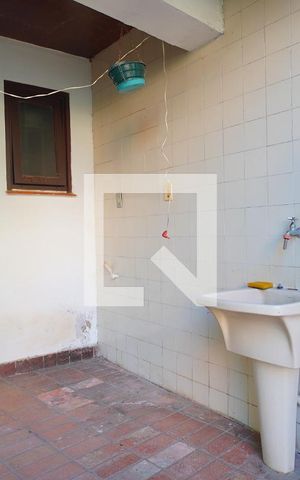 Casa à venda com 272m², 3 quartos e 3 vagasÁrea de serviço