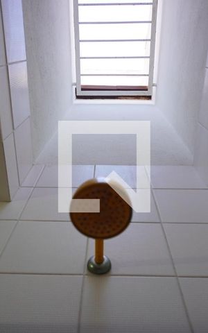 Casa à venda com 272m², 3 quartos e 3 vagasBanheiro suíte 1