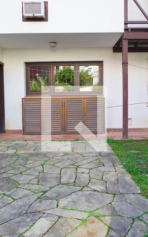 Casa à venda com 272m², 3 quartos e 3 vagasPátio