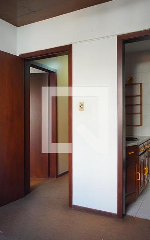 Casa à venda com 272m², 3 quartos e 3 vagasQuarto Suíte 1