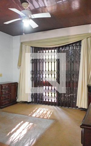 Casa à venda com 272m², 3 quartos e 3 vagasQuarto Suíte 3