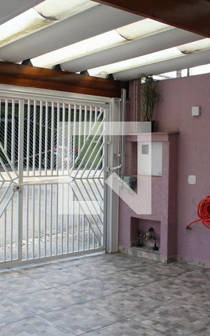 Casa à venda com 130m², 3 quartos e 2 vagasGaragem