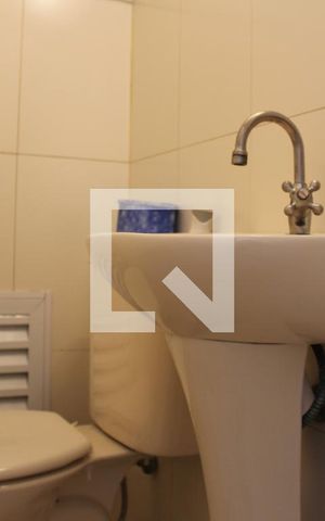 Casa à venda com 130m², 3 quartos e 2 vagasLavabo