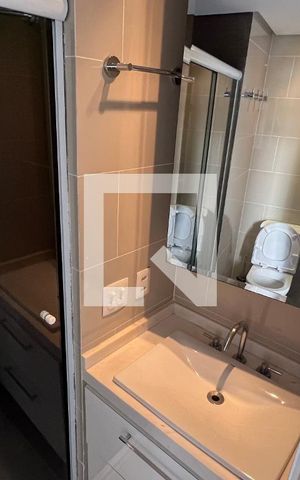 Apartamento para alugar com 49m², 1 quarto e 1 vaga Apartamento para alugar com 49m², 1 quarto e 1 vagaBanheiro da Suíte